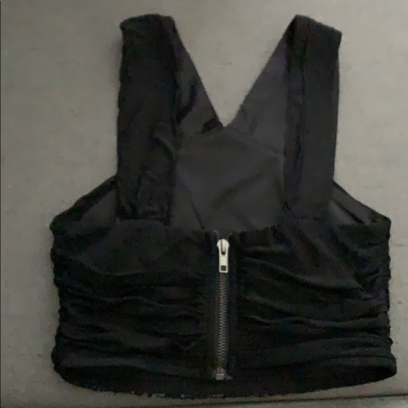 Crop top - Picture 2 of 2